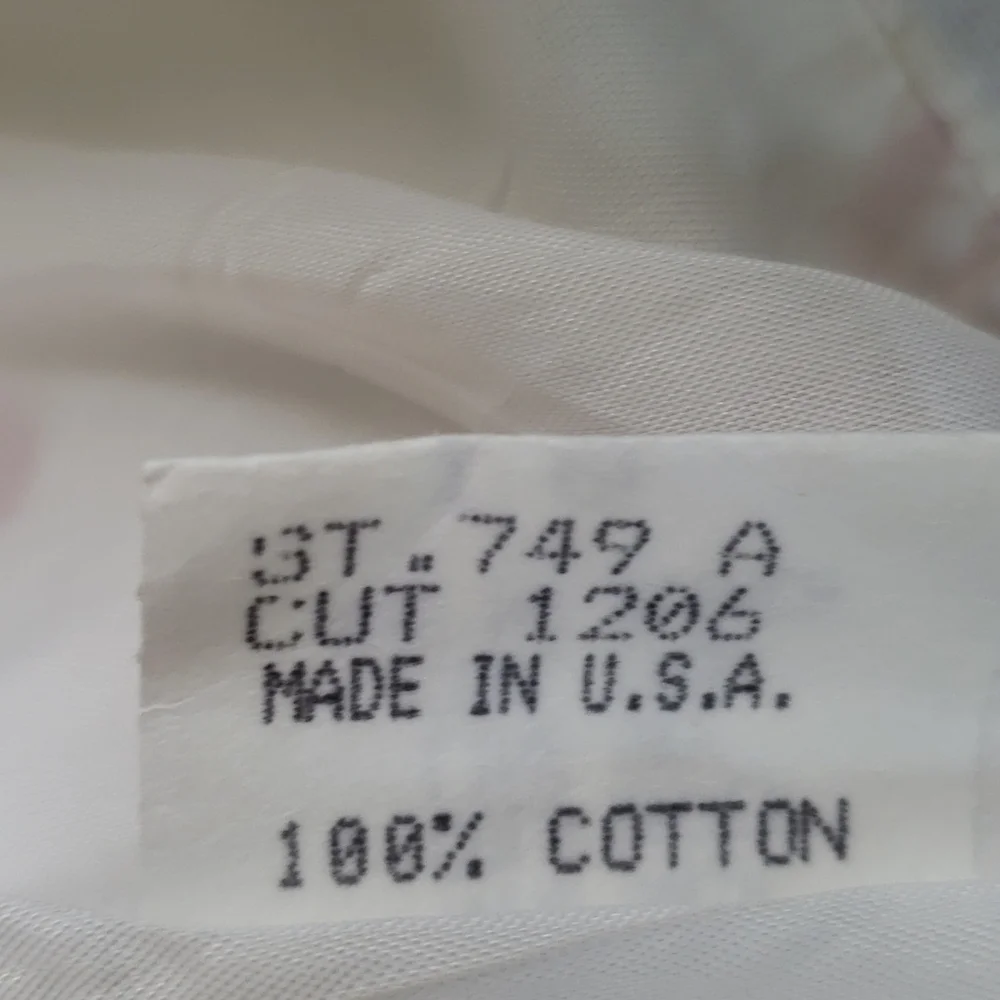 VINTAGE SUNDRESS Geary Roark Kamisoto. Size 10. White with multicolored pattern. - Picture 13 of 13